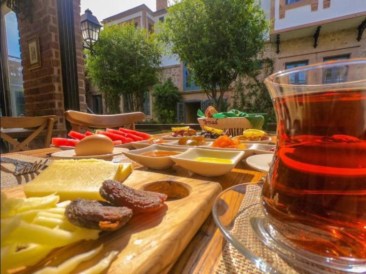 Hotel Ziyabey Konagi Ayvalı Zewnętrze zdjęcie