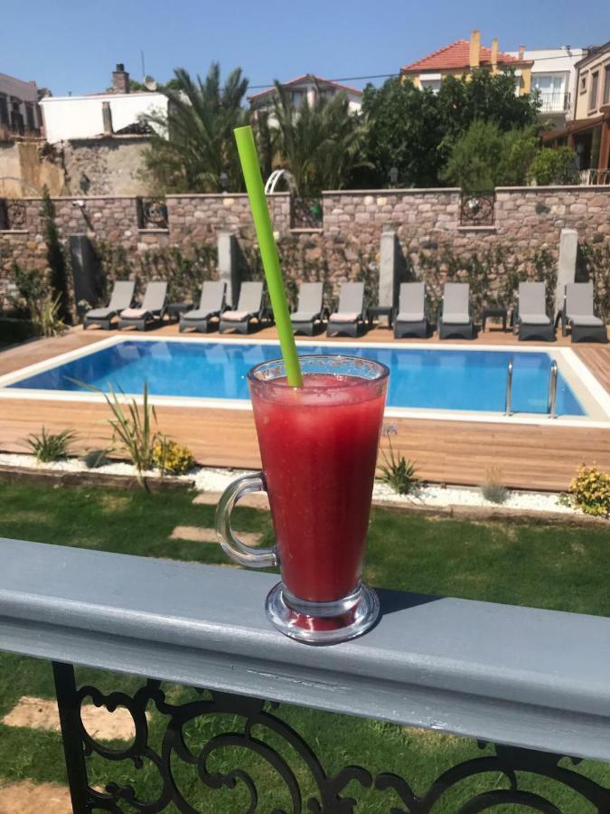 Hotel Ziyabey Konagi Ayvalı Zewnętrze zdjęcie