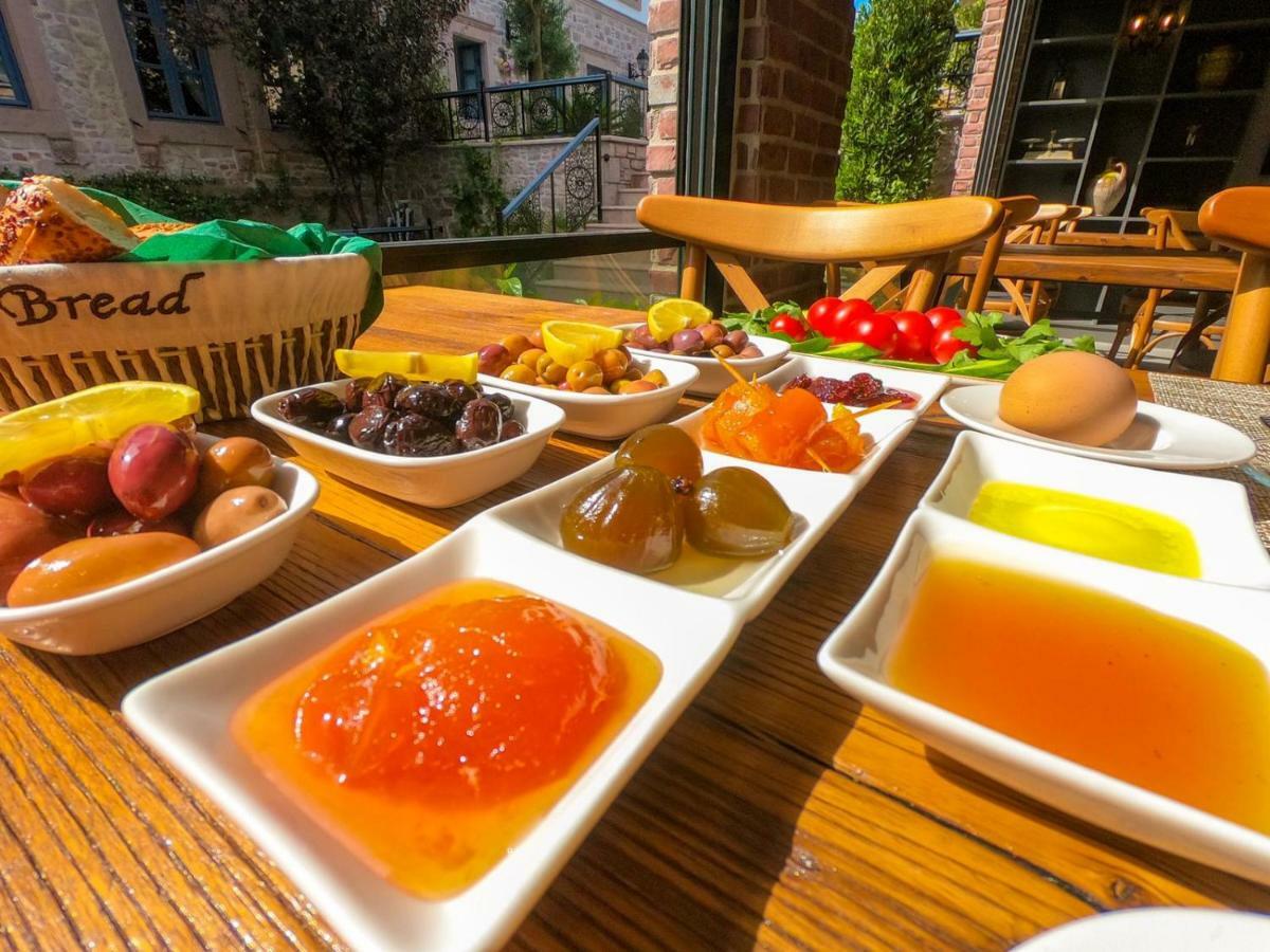 Hotel Ziyabey Konagi Ayvalı Zewnętrze zdjęcie